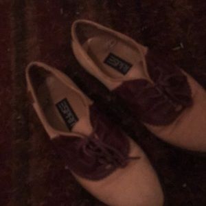 Shoes leather with laces
